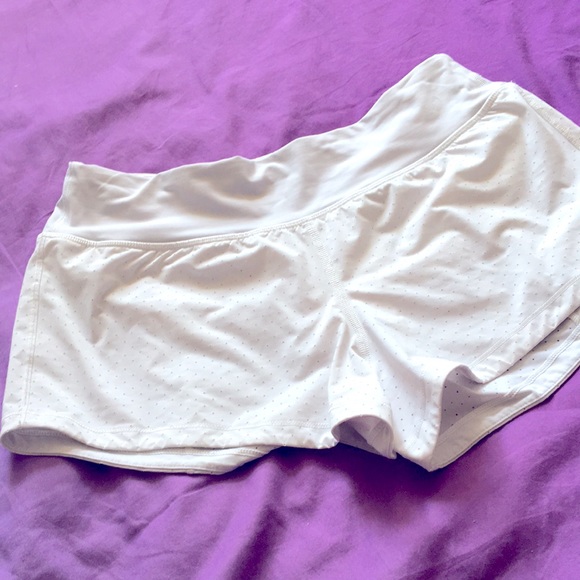 Lululemon shorts - Picture 2 of 4